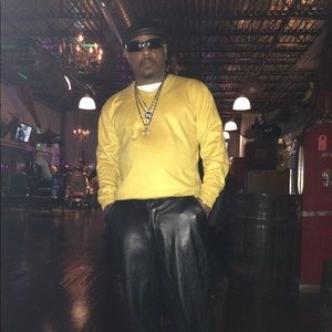 Meet your Posher, Martin